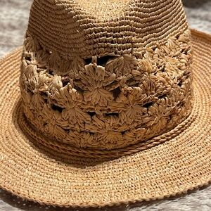 Boardwalk style 100% Raffia Trilby hat!